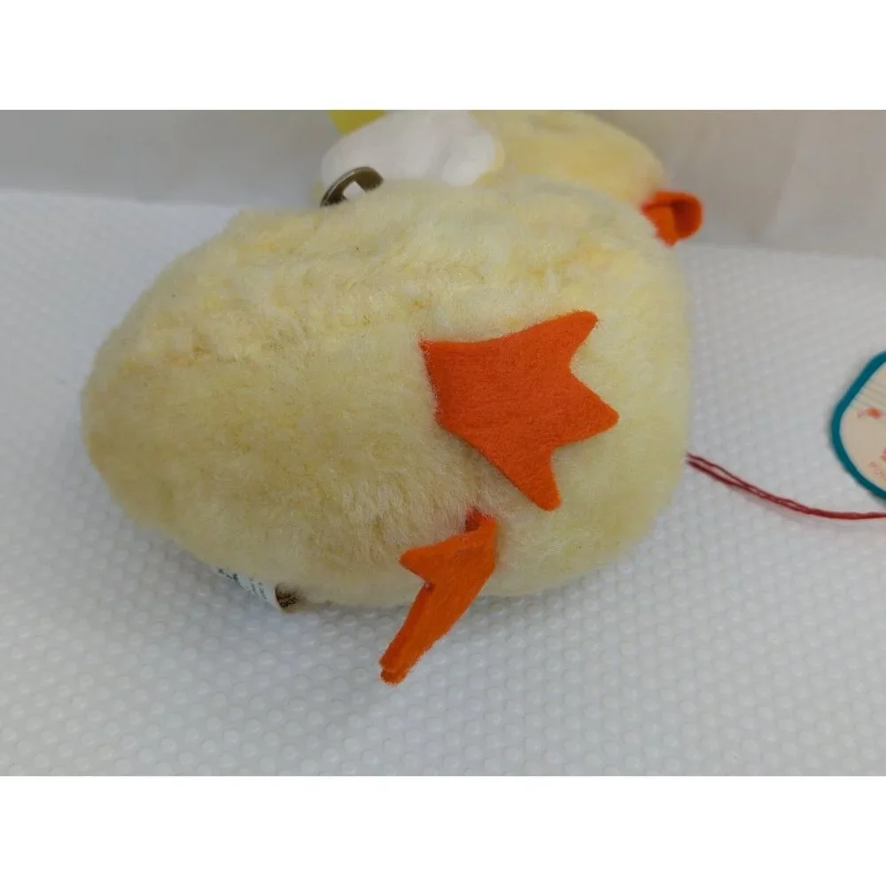 Douglas Cuddle Toys Yellow Duck Chick Plush Wind Up Musical 8 Inch Vintage‎